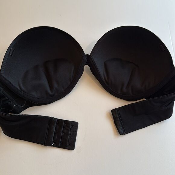 VICTORIA'S SECRET BLACK SATIN STRAPLESS PUSH-UP BRA SIZE 36C GEL INSERTS - Picture 5 of 6